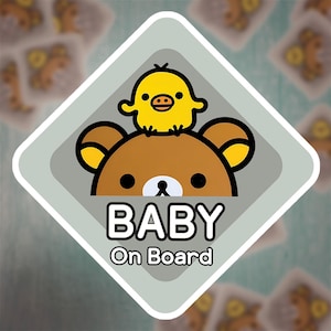 Baby on Board Aufkleber - Autofensteraufkleber - Baby Sicherheitsschild - Rilakkuma inspirierter Aufkleber - Lustiges Autozubehör