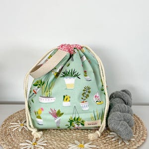 Floral Project Bag | Medium Cotton Yarn Storage for Knitting & Crochet