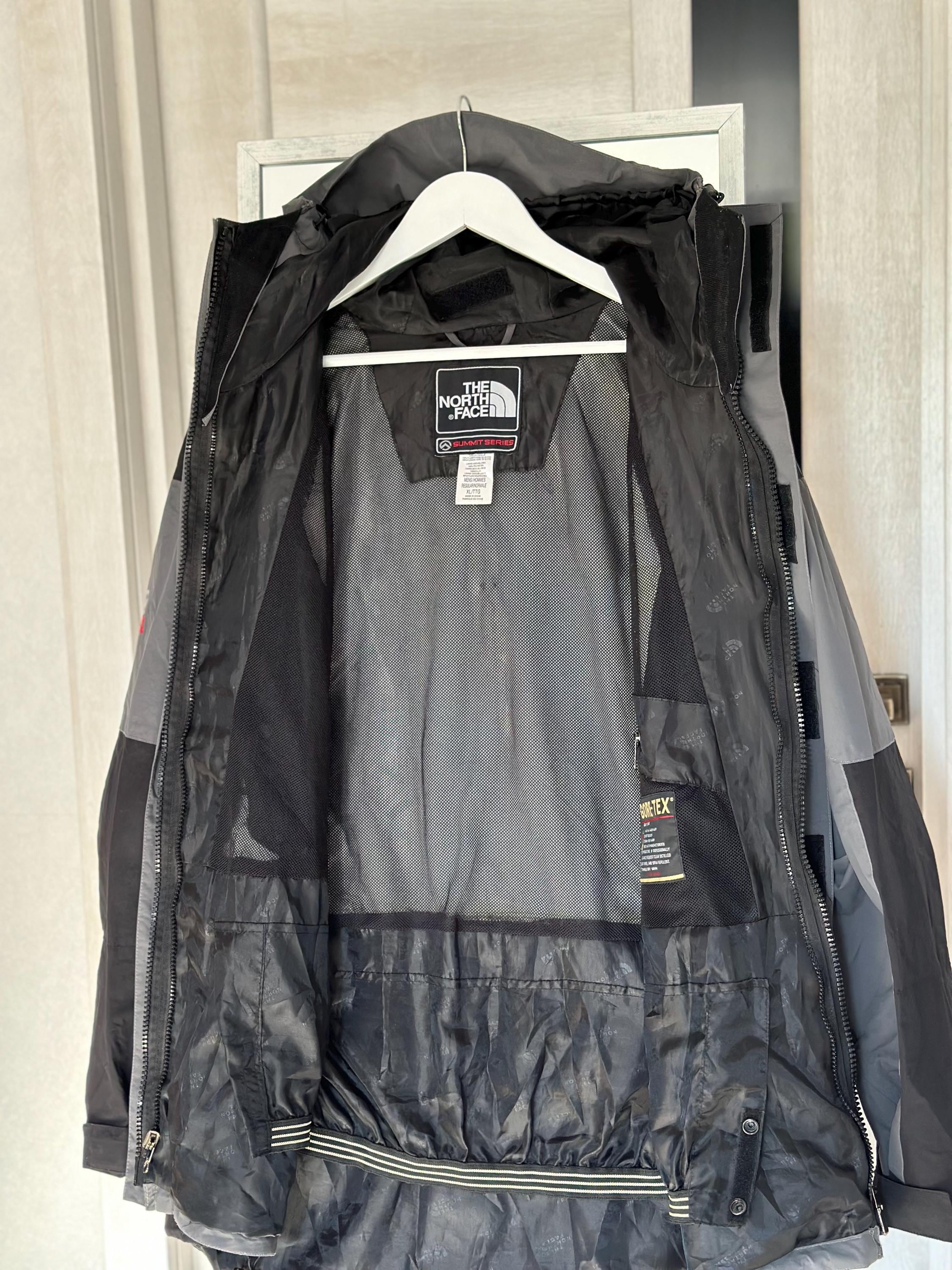 Vintage 90s the North Face Gore Tex Moutain Outdoor Man Vintage 90s the North Face Gore Tex Moutain Outdoor Man