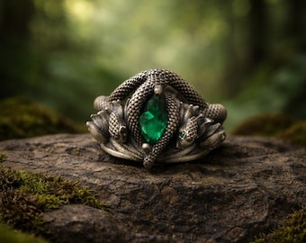 Oxidized Silver Barahir Ring, Serpent Ring, Silver Emerald Gemstone Ring, Handmade Silver Snake Ring, King Ring, Men  Halloween Fantasy Ring