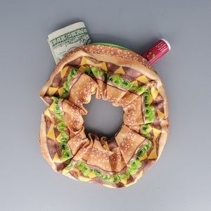 CHEESEBURGER Secret Pouch Stash Zipper Pocket Scrunchie, FOOD Scrunchie, Cute Scrunchie, Hair Tie, Gifts for Her, Birthday Gift