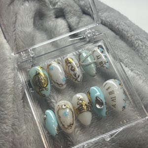 Cinderella Nails | Chrome Nails| Detailed Nails | Clock Nails | Coquette Nails | Bead Nails | Dainty Nails | | Blue Nails | Pearl Nails