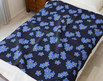 Blue Forget-Me-Not Flower Plush Blanket, Cozy Throw