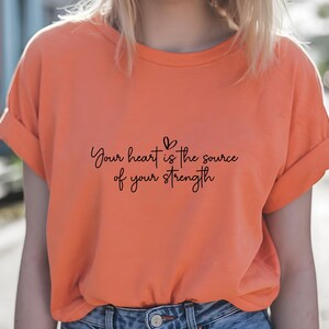 Je hart is de bron van je kracht SVG, inspirerend shirtontwerp, motiverende citaat PNG, zelfliefde SVG, instant digitale download