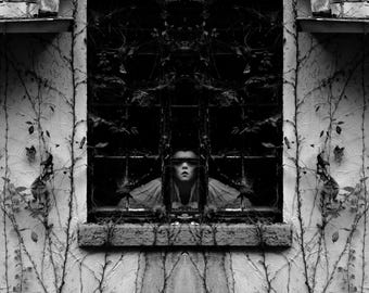 surrealistic dark art photography print 'oscuridad'
