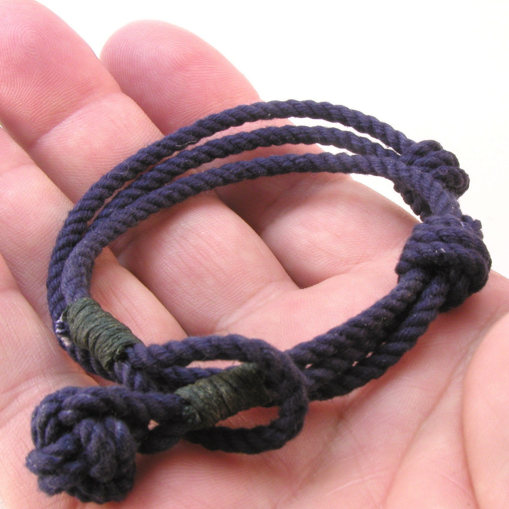 Bracelet corde a noeuds coulissants bleu marine 3172 Etsy France