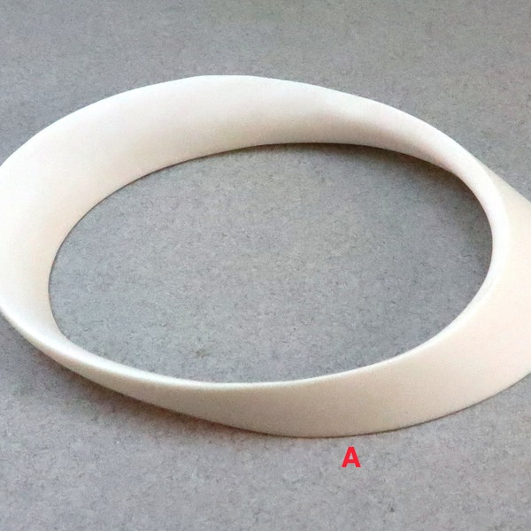 white oval bone bangle bracelet 3323