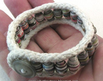 paper bead button bracelet size M 3868