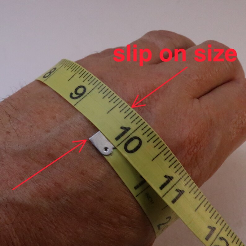 illustration of how to measure slip on size for rope bracelet
