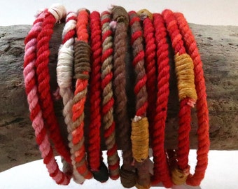 red string bracelets size S 4941