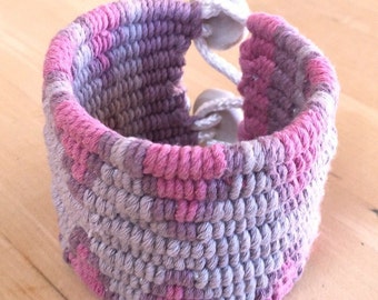 pink and grey hand loomed cotton cuff size M 4305