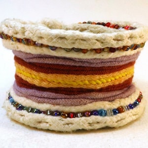 beaded cotton cuff bracelet size L 1652