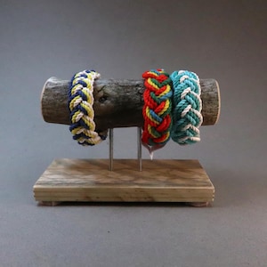 small driftwood bracelet display stand 5065