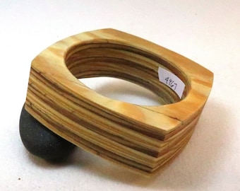 four points laminated bangle bracelet size XL 4967