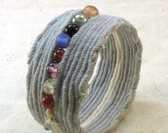 grey cotton beaded bangle bracelet size L 3278