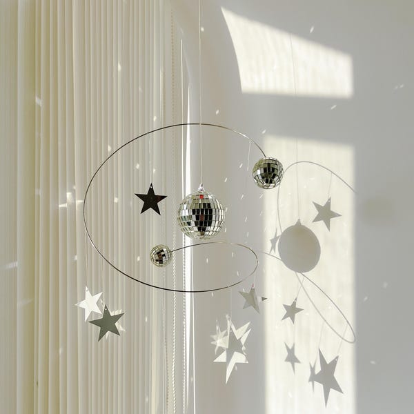 Kosmische planeet Suncatcher: discobal sterrenhemeldecor