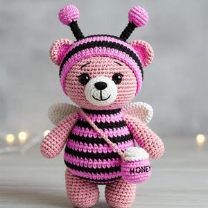 Bee Bear Crochet Pattern PDF | Cute Amigurumi Bear in Bumblebee Costume | Instant Download | Crochet Toy Tutorial |Digital Pattern Beginner.