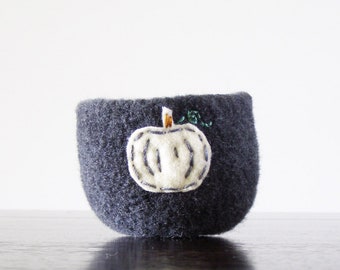 from the pumpkin patch - gunmetal grey felted wool bowl with eco felt ghost pumpkin - kitchen decor, ring dish, minimalist, candy bowl