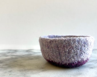 colorblock felted wool bowl in lavender and purple - air plant planter - ring bowl