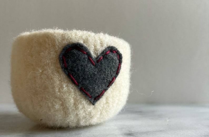 felted wool bowl off white wool with dark grey eco felt heart ring holder, wool anniversary ring bowl Valentine's day gift image 1