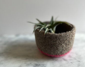 color block - tan and hot pink  - handmade felted wool bowl - home decor organizer by the Felterie