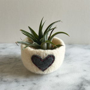felted wool bowl off white wool with dark grey eco felt heart ring holder, wool anniversary ring bowl Valentine's day gift image 3