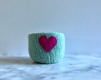 felted wool bowl  -  seafoam blue  wool with hot pink eco felt heart - ring holder, anniversary gift - ring bowl - romantic