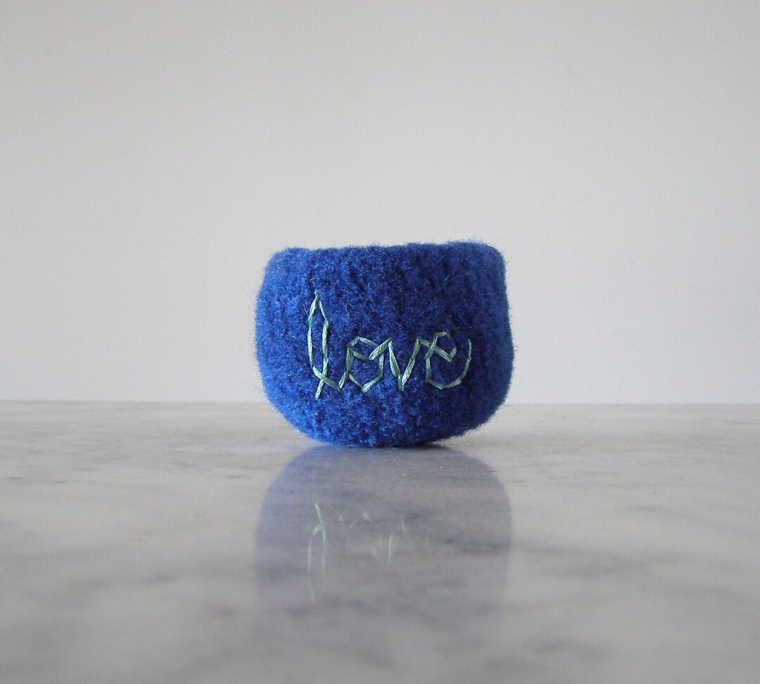 Soft Ring Bowl Navy Wool Ring Bowl With Love Embroidery in Turquoise