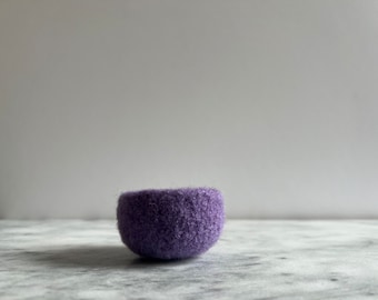 soft ring dish  - lavender wool bowl with tiny green embroidered felt heart - handmade by the Felterie