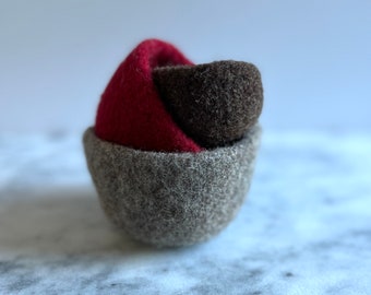 Felted wool bowl trio- nested brown and cranberry red heathered bowls - handmade felt wool bowls by the Felterie