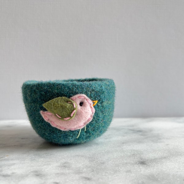 felt wool bowl - green bowl with pink and green bird - nature inspired - catch all - container - felted wool bowl by the Felterie