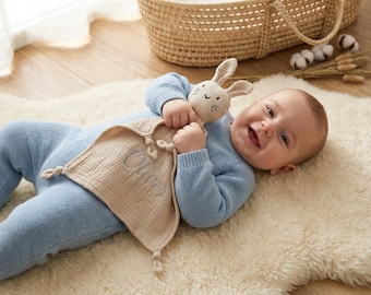 Manta de bebé personalizada color beige, manta de seguridad bordada, regalo neutro para bebé, nombre personalizado, manta unisex, regalo para bebé con nombre