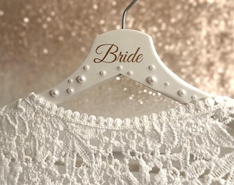 Bride Pearl Hanger