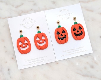 Pendientes largos de arcilla con forma de Jack-O-Lantern / Pendientes bonitos de Halloween / Pendientes de calabaza / Pendientes de arcilla otoñales espeluznantes / Hechos a mano