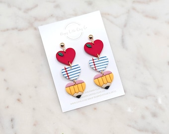 Orecchini pendenti a forma di cuore, mela, quaderno, carta, matita, argilla / Orecchini carini per il ritorno a scuola / Divertente regalo di ringraziamento per l'insegnante / Fatti a mano