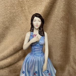 Royal Doulton - Andrea Figurine - Pretty Ladies Series - HN4914