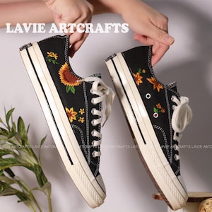 Sunflower Converse, Customized Low-top Converse Embroidered Sunflower, Embroidery Sunflower, Sunflower Wedding Embroidered Sneaker for Women