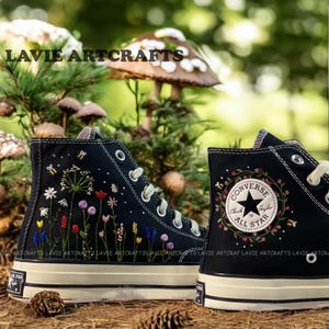Floral Converse, Customized Embroidered Converse High Tops, Flower Embroidered Shoes Women, Personalized Sneakers,Wedding Converse for Bride