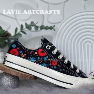 Flowers Converse, Blue Flower Embroidered Converse Low Top, Embroidered Converse Flower, Custom Converse Chuck Taylor Embroidered Flower
