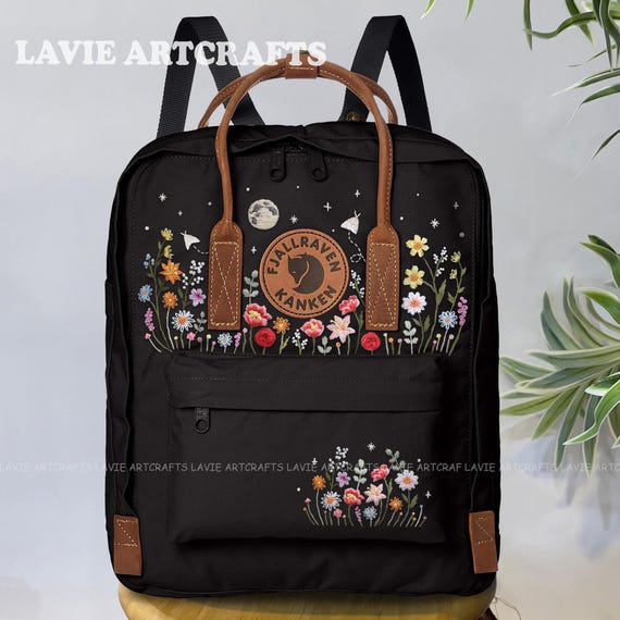 Wildflowers Fjallraven Kanken Embroidered, Midnight Garden 