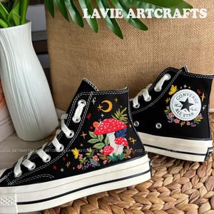 Embroidered Converse Mushroom, Custom Mushroom converse, Converse Chuck Taylor 1970s, Mushroom Embroidered Sneaker, Flower Converse