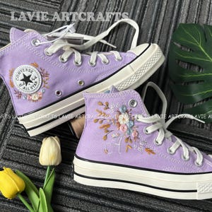Wedding Shoes For Bride, Custom Violet Converse Flower Wedding, Bridal Flower Embroidered Sneaker, Gift for Her, Personalized Bridal Sneaker