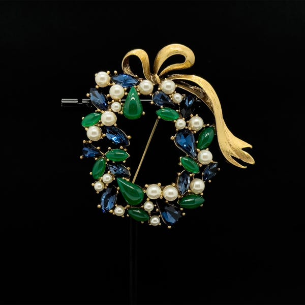 Vintage handgemaakte art-deco bloemenbroche, glazen parelstrik