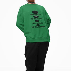 Camisetas unisex de pie, camiseta para mamá, camiseta de la generación Z, camisetas bordadas personalizadas, camiseta bordada con colores cómodos, bordado personalizado, camiseta