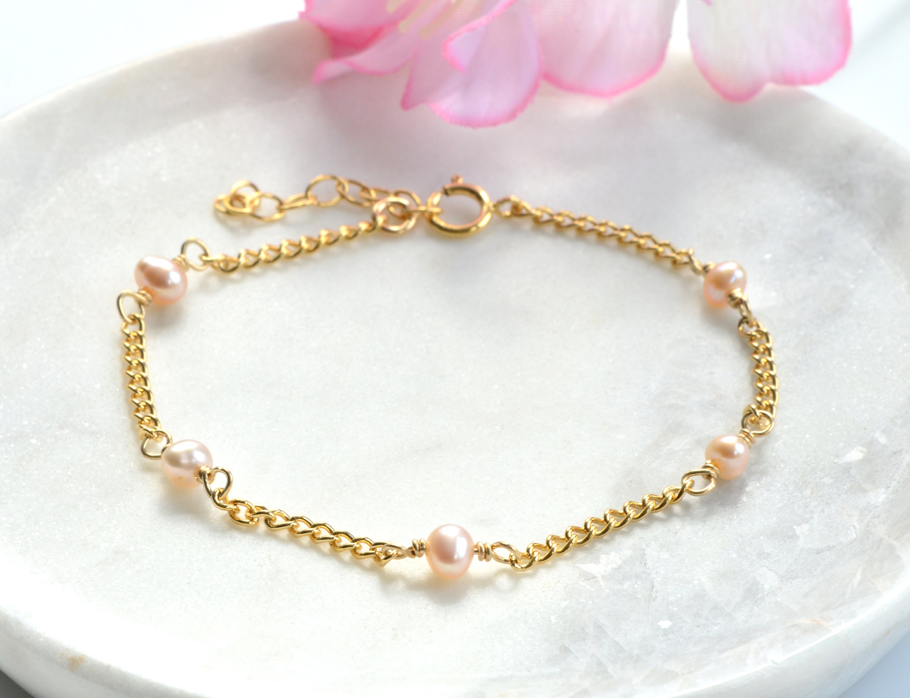 ■VINTAGE HOLLYWOOD■ Margaret Silky Bracelet VH2478BR001M Margaret Bracelet - Etsy