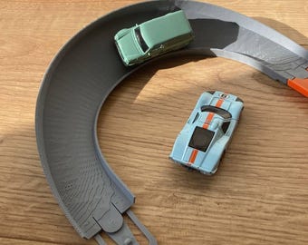 180 Degree Bank Turn: Hot Wheels Compatible Track Connector