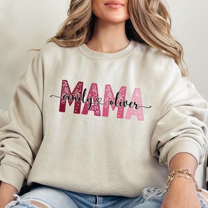 Custom Mama Sweatshirt, Personalized Mom Life Outfit, Retro T-shirt With Kids Names, Mother&#39;s Day Gift, Personalized Gift For Mom
