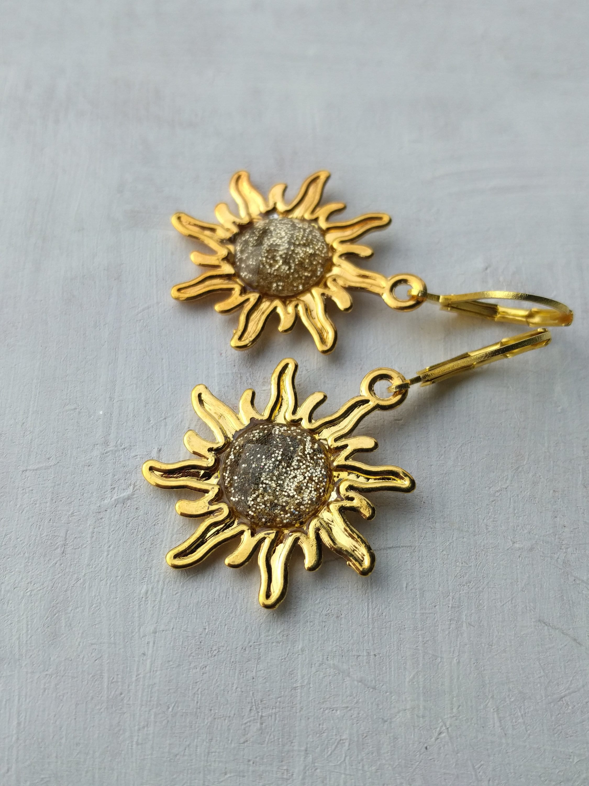 Vintage Earrings Spiritual Golden Sun VividColors Gold Energy Jewelry Reiki Yoga Good Luck Charm Alchemy Eclipse