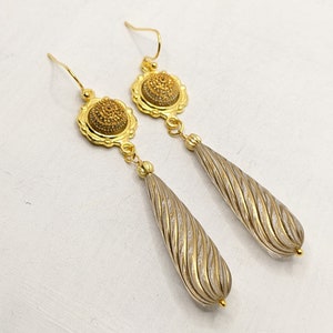Earrings, Vintage, Nostalgic, Flower, Gold, Antique, Prom, Romantic, Bridesmaids, VividColors