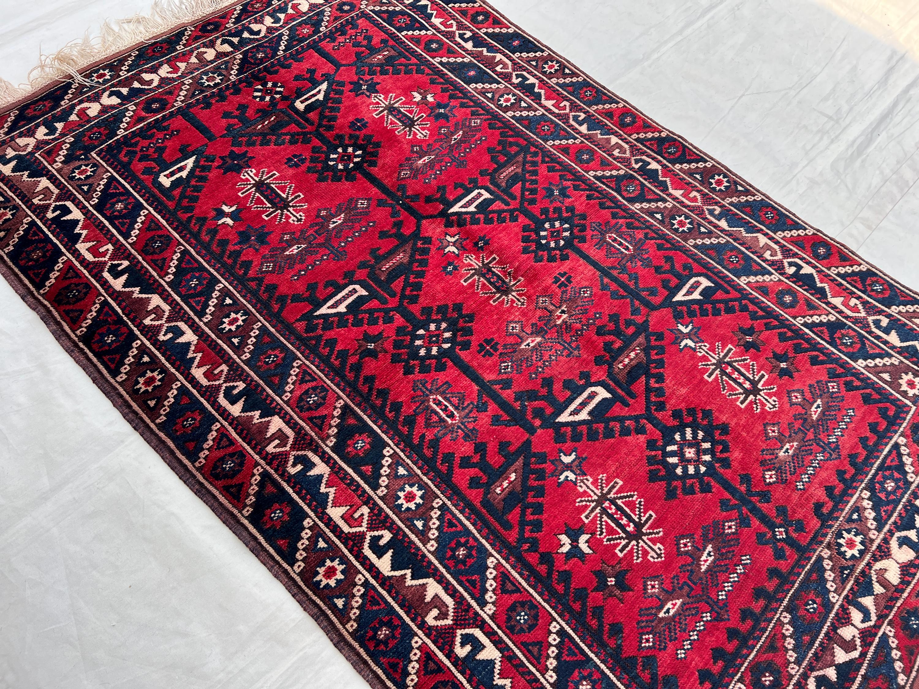 4'0x6'3フィート、幾何学模様のトルコウールラグ、オリエンタルラグ